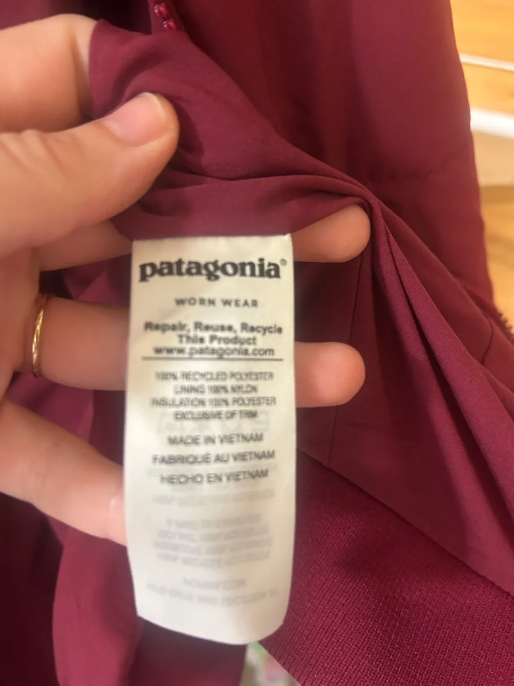 Patagonia Women’s W's Zemer Bomber Jacket, maroon size medium